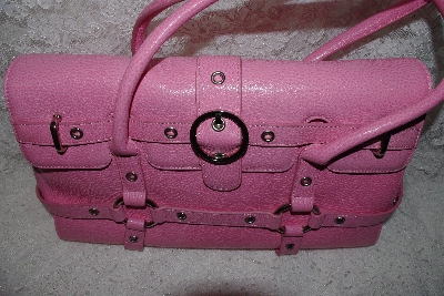 +MBAMG #11-1068  "The Find Pink Buckle Up Hand Bag"