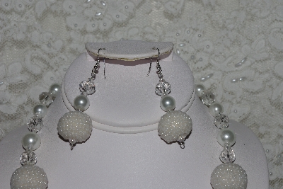 +MBAHB #27-254  "One Of A Kind White Glass Pearl. Clear Crystal & Seed Bead Cluster Necklace & Earring Set"