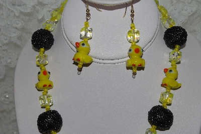 +MBAHB #27-009  "Fancy Yellow Glass, Glass Ducks & Yellow & Black Bead Necklace & Earring Set"