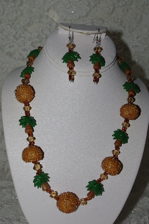 +MBAHB #27-146  "One Of A Kind Gold Bead Palm Tree Necklace & Earring Set"