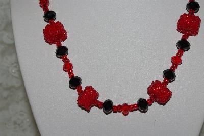 +MBAHB #27-177  "Black & Red Crystal Bead Necklace & Earring Set"