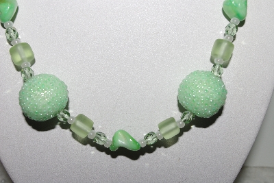 +MBAHB #003-012  "One Of A Kind Green Bead Necklace & Earring Set"