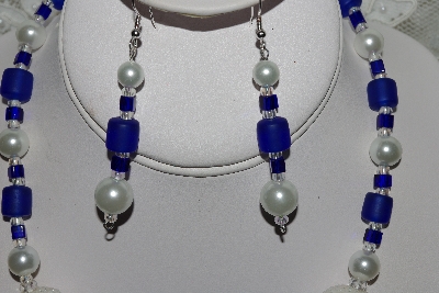 +MBAHB #003-126  "One Of A Kind Blue & White Bead Necklace & Earring Set"