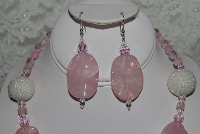 +MBAHB #003-131  "One Of A Kind Pink,White Bead & Rose Quartz Necklace & Earring Set"