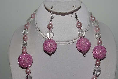 +MBAHB #003-285  "One Of A Kind Pink Bead Necklace & Earring Set"