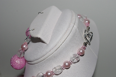 +MBAHB #003-285  "One Of A Kind Pink Bead Necklace & Earring Set"