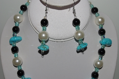 +MBAHB #009-002  "One Of A Kind Gemstone Bead Necklace & Earring Set"