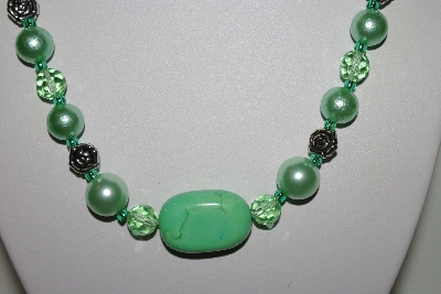 +MBAHB #013-205  One Of A Kind Green Shell Pearl & Bead Necklace & Earring Set"