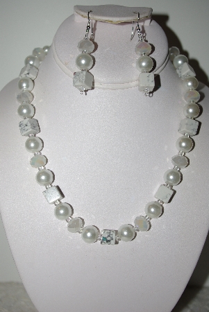 +MBAHB #013-175  "One Of a Kind White Gemstone & Crystal Bead Necklace & Earring Set"