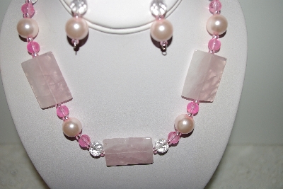+MBAHB #013-215  "One Of A Kind Pink Bead Necklace & Earring Set"