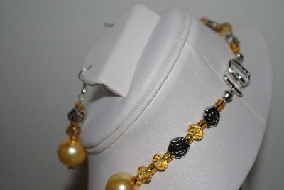 +MBAHB #013-140  "One Of A Kind Yellow Bead & Howlite Necklace & Earring Set"