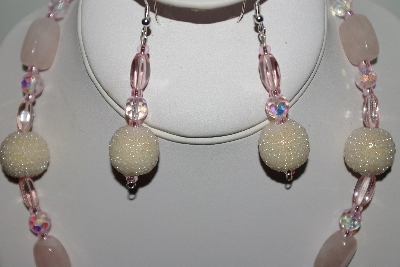+MBAHB #013-108  "One Of A Kind White & Pink Bead Necklace & Earring Set"