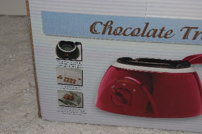 +MBAMG #003-276   "Cooks Essentials Electric Chocolate Treat Maker With Accessories"