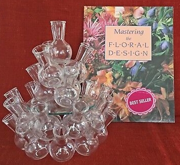 +MBAMG #003-VCQ    "Floral Design Vase Set With 80 Page Idea Book"