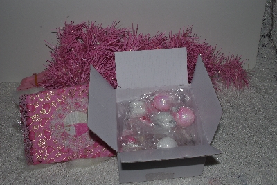 +MBAMG #003-029    "Fancy Pink Pre-lit Christmas Tree With Ornaments & Tree Skirt"