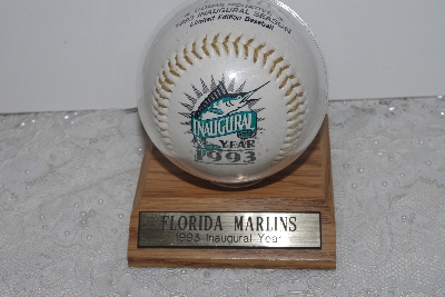 +MBAMG #003-130  "1993 Florida Marlins Inaugurala Fotoball With Display Case"