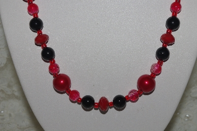 +MBAMG #003-158  "One Of A Kind Red & Black Bead Necklace & Earring Set"