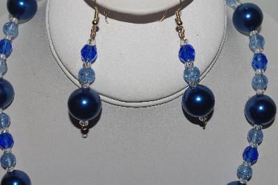 +MBAMG #018-095  "One Of A Kind Blue Bead Necklace & Earring Set"