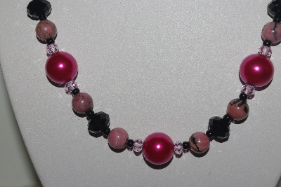+MBAMG #018-049  "One Of A Kind Pink & Black Bead Necklace & Earring Set"