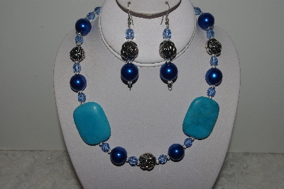 +MBAMG #018-044  "One Of A Kind Turquoise Blue Bead Necklace & Earring Set"