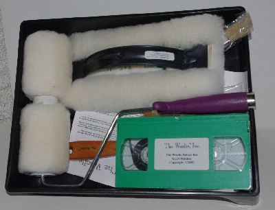 +MBAMG  #019-0460  "Woolie Delux 8 Piece Decorative Painting Kit"