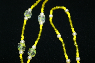 +MBA #466  "Square Cut Clear & Yellow Glass Beads"