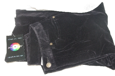 +MBAMG #T06-135  "Size 6 Tall / 34" Long  "2003 Jeanology  Black Velvet Jeans"