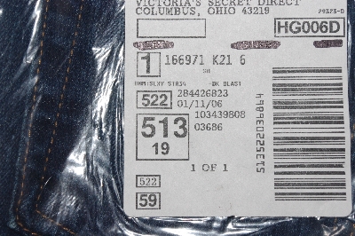 +MBAMG #T06-109  "Size 6/ 34" Long  "2006 London Sexy Jeans"