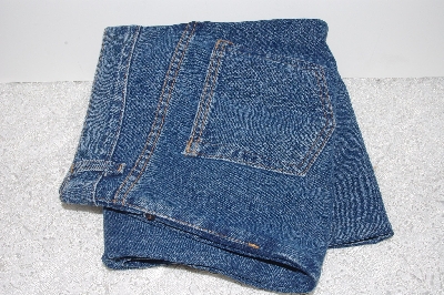 +MBAMG #T06-077   "Size 6L/ 34" Long  "2004 London "BoyFriend" Button Front Jeans"