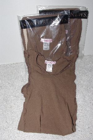 +MBAMG #T06-001   "Shape FX By Newport News Set Of 3 Sheer Tanks"