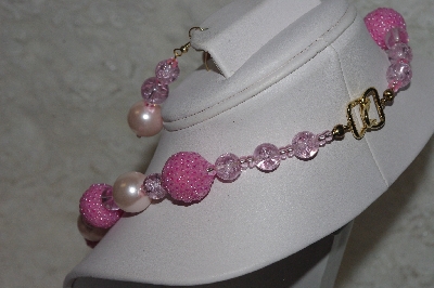 +MBAHB #24-093  "One Of A Kind Pink Bead Necklace & Earring Set"