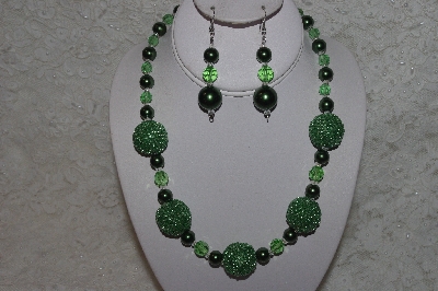 +MBAHB #24-118  "One OF A Kind Green Bead Necklace & Earring Set"