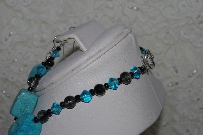 +MBAHB #31-002  "One Of A Kind Blue/Green Chalk Turquoise & Black Bead Necklace & Earring Set" 