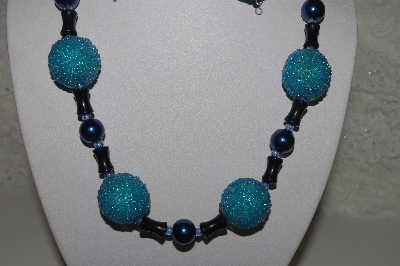 +MBAHB #31-083  "One Of A Kind Blue & Black Bead Necklace & Earring Set"