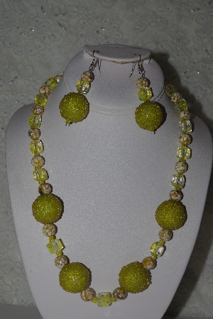 +MBAHB #31-105  "One Of A Kind Yellow Bead Necklace & Earring Set"