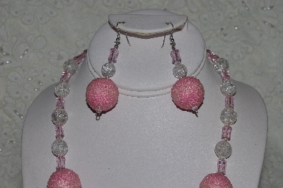 +MBAHB #31-199  "One Of A Kind Pink & Clear Glass Bead Necklace & Earring Set"