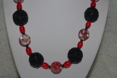 +MBAHB #31-194  "One Of A Kind Red & Black Bead Necklace & Earring Set"