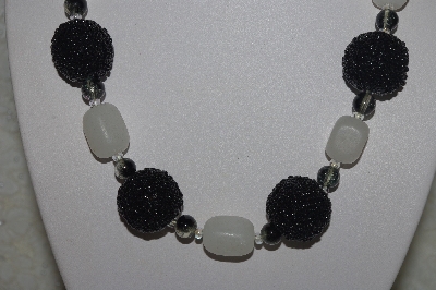 +MBAHB #31-178  "One Of A Kind Black & White Bead Necklace & Earring Set"