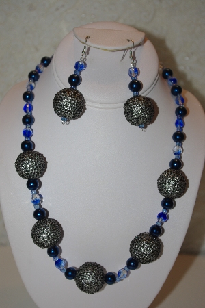 +MBAHB #32-059  "One Of A Kind Blue Bead Necklace & Earring Set"