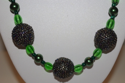 +MBAHB #32-094  "One Of A Kind Green Bead Necklace & Earring Set"