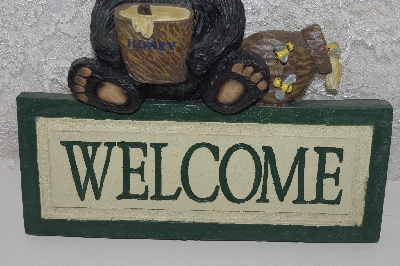 +MBAMG #0031-021  "Wood Look Heavy Resin Bear Welcome Sign"