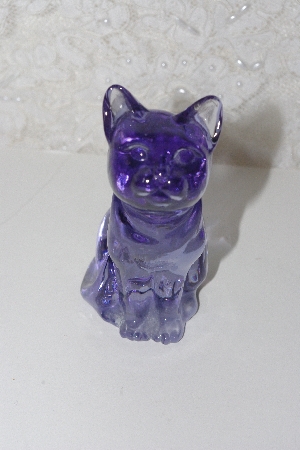 +MBAMG #0031-080  "Fenton Lavender Glass Cat"