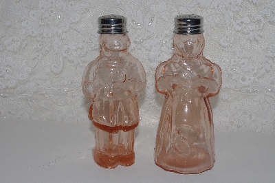 +MBAMG #0031-076  "Vintage Pink Reproduction Salt & Pepper Shakers"
