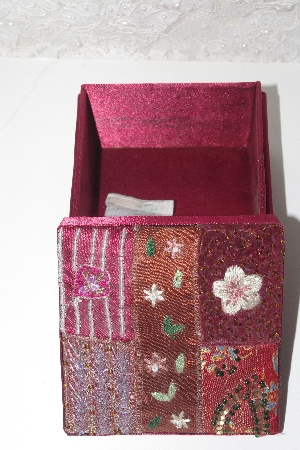 +MBAMG #0031-090  "Fancy Satin Embelished Gift Box With Lid"
