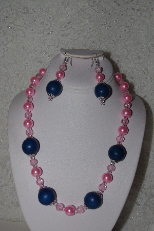 +MBAHB #00013-8428  "One Of A Kind Pink & Blue Bead Necklace & Earring Set"