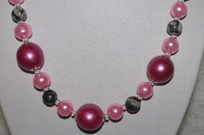 +MBAHB #00013-8471  "One Of A Kind Pink & Grey Bead Necklace & Earring Set"