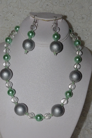 +MBAHB #00013-8461  "One Of A Kind Clear, Green & Silver Bead Necklace & Earring Set"