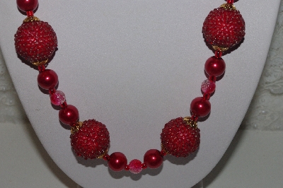 +MBAHB #00013-8544  "One Of A Kind Red Bead Necklace & Earring Set"