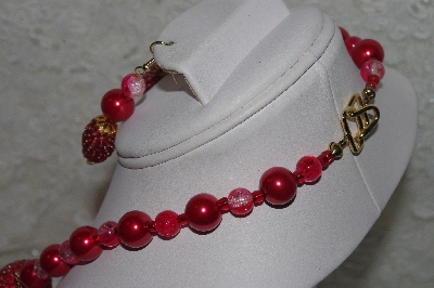 +MBAHB #00013-8544  "One Of A Kind Red Bead Necklace & Earring Set"
