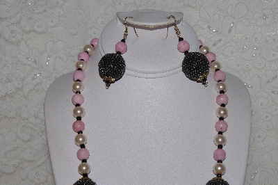 +MBAHB #00015-8939  "One Of A Kind Cream, ,Pink & Brown Bead Necklace & Earring Set"